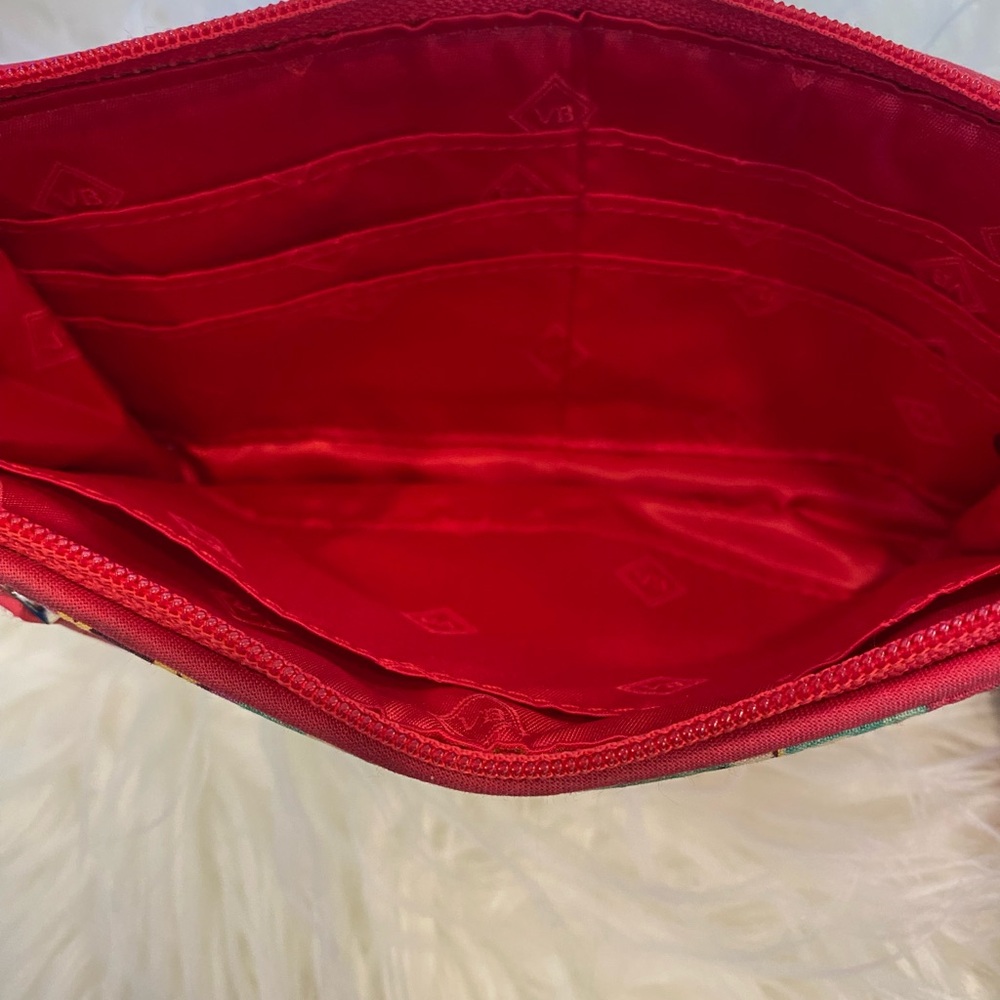 Vera Bradley Red Floral Quilted Cottagecore Wristlet - Picture 4 of 8